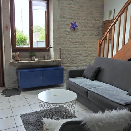 Le Gite des Ecuries de la Roche Vieville Extérieur photo