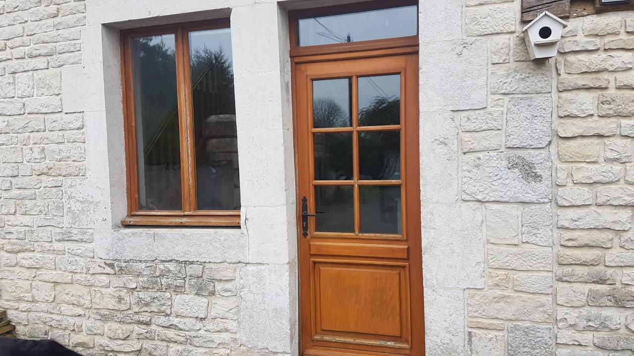 Le Gite des Ecuries de la Roche Vieville Extérieur photo