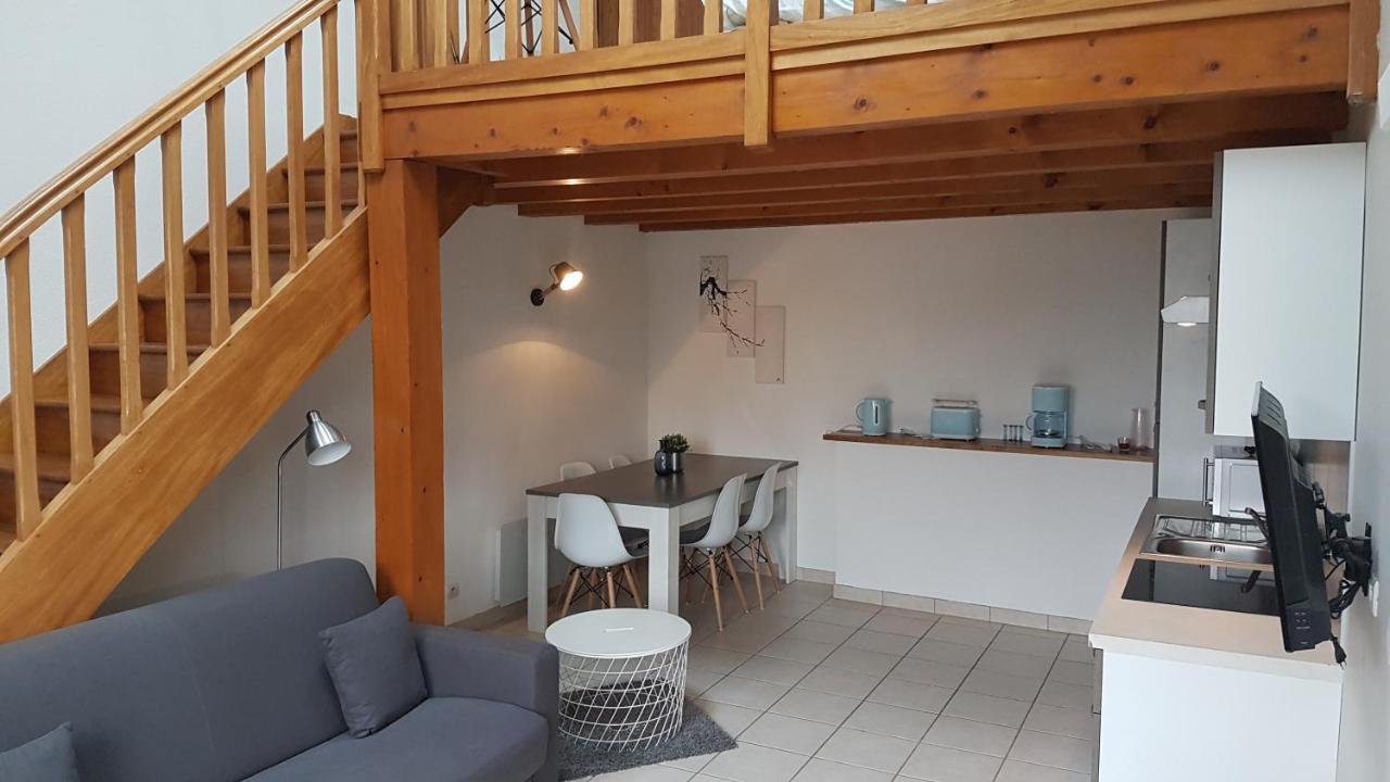 Le Gite des Ecuries de la Roche Vieville Extérieur photo